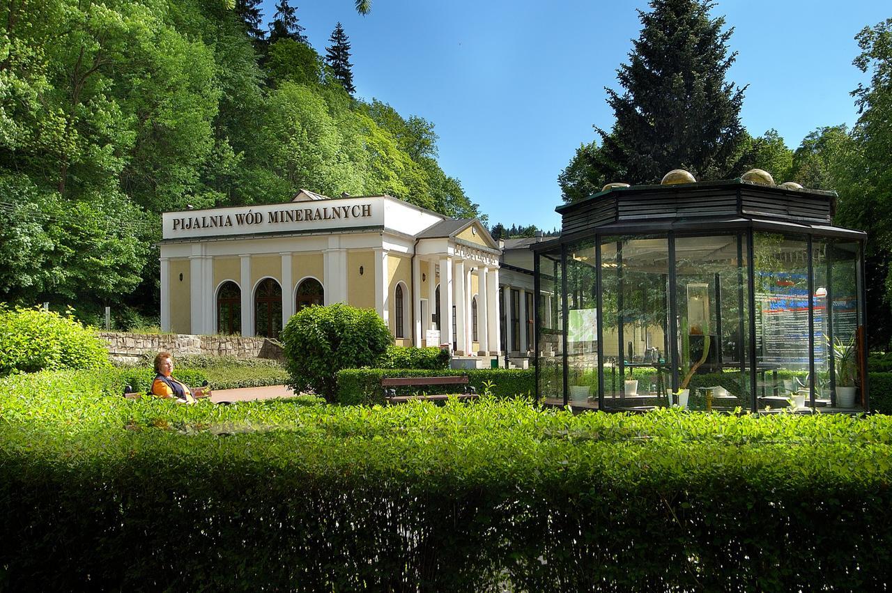 Moniuszko Hotel Duszniki Zdroj Luaran gambar